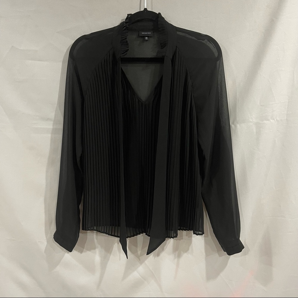 WHOWHATWEAR Blouse Sz. XS